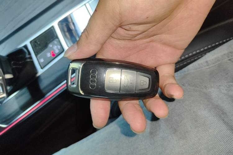 Used Audi A6L 2024 55 TFSI quattro Prestige Dynamic Edition Vehicle Key
