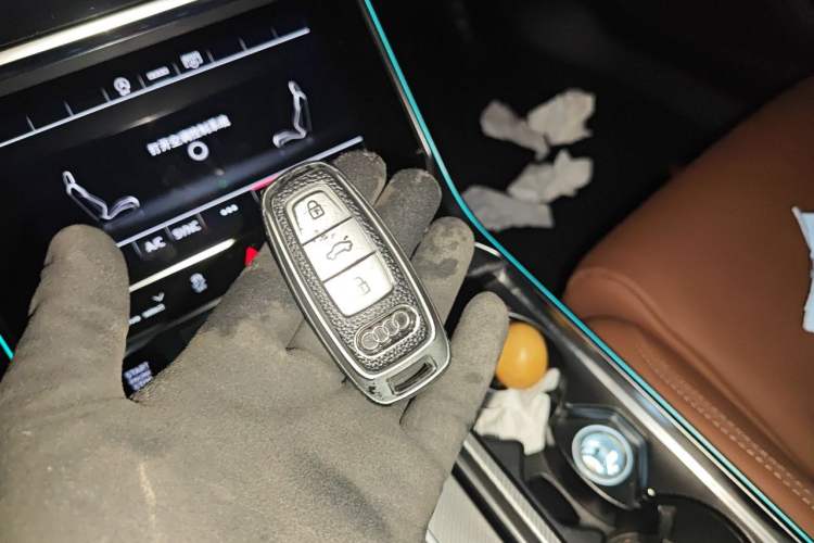 Used Audi A6L 2024 45 TFSI Prestige Elegant Edition Vehicle Key