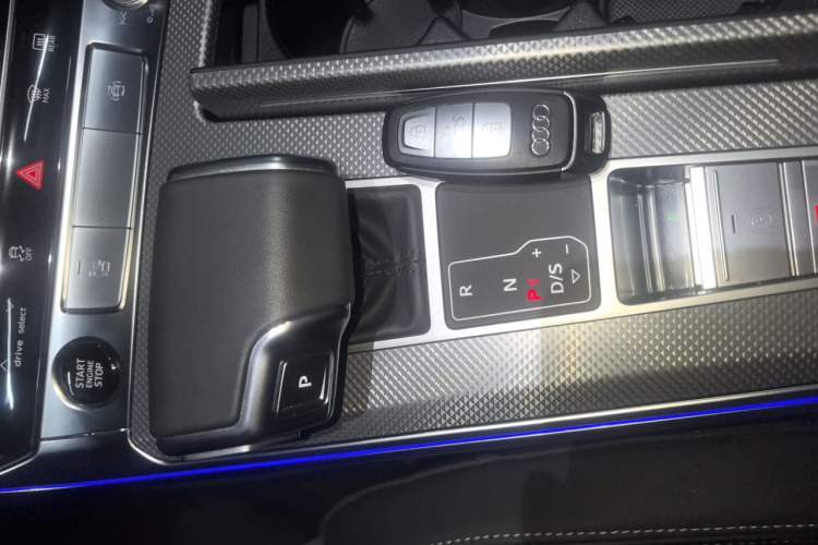 Used Audi A6L 2024 40 TFSI Luxury Dynamic Edition Vehicle Key