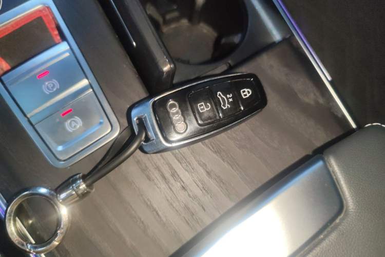 Used Audi A6L 2024 55 TFSI quattro Prestige Dynamic Edition Vehicle Key