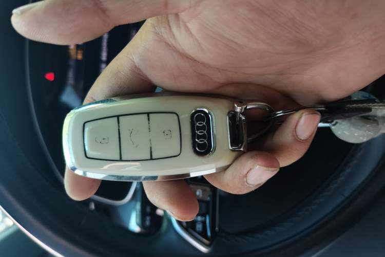 Used Audi A6L 2024 45 TFSI Prestige Dynamic Edition Vehicle Key