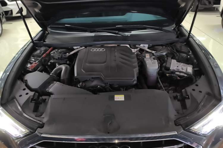 Used Audi A6L 2024 45 TFSI Prestige Dynamic Edition Engine Bay