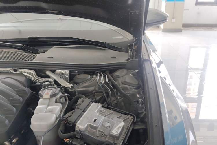 Used Audi A6L 2024 45 TFSI Prestige Dynamic Edition Engine Bay Left
