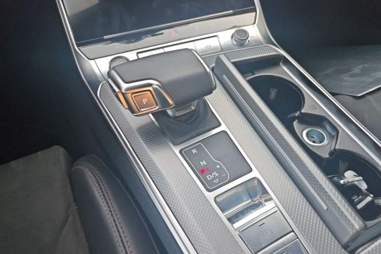 Used Audi A6L 2024 45 TFSI Prestige Dynamic Edition Gear Lever