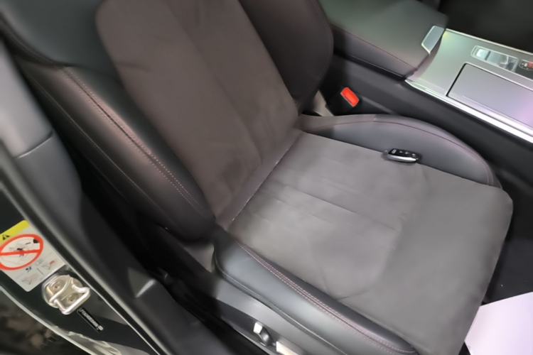 Used Audi A6L 2024 45 TFSI Prestige Dynamic Edition Right Front Seat