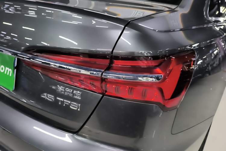 Used Audi A6L 2024 45 TFSI Prestige Dynamic Edition Right Rear Taillight