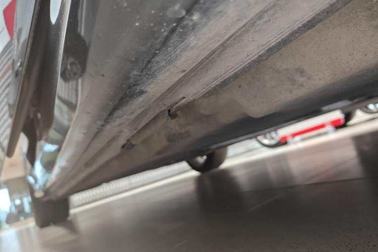 Used Audi A6L 2024 45 TFSI Prestige Dynamic Edition Right Side Sill