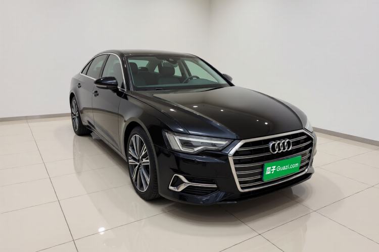 Used Audi A6L 2024 40 TFSI Luxury Prestige Edition Front Right 45 Deg