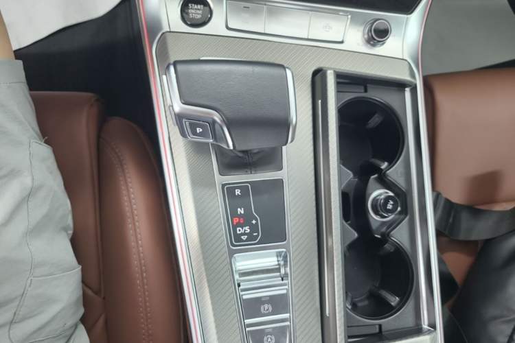 Used Audi A6L 2024 45 TFSI Prestige Elegant Edition Gear Lever