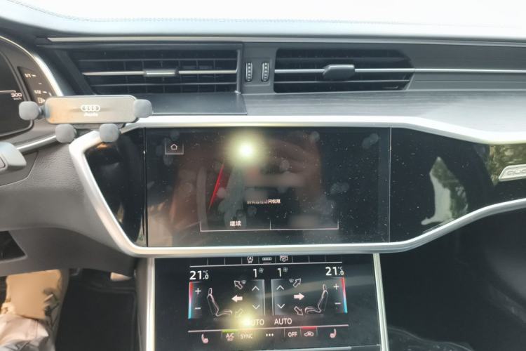 Used Audi A6L 2025 45 TFSI quattro Prestige Dynamic Edition Audio And AC Panel