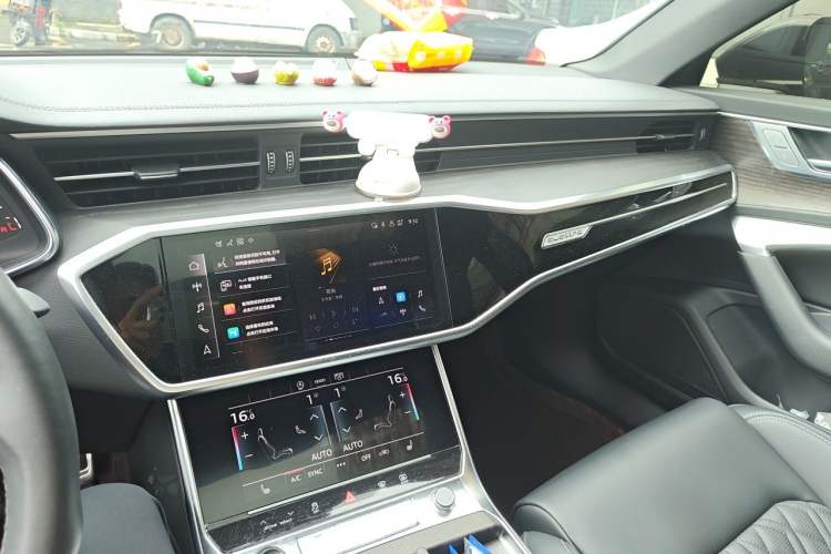Used Audi A6L 2025 Restyled 45 TFSI quattro Prestige Dynamic Edition Audio And AC Panel