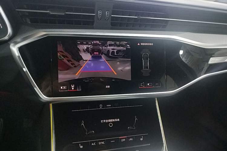 Used Audi A6L 2025 45 TFSI Prestige Dynamic Edition Audio And AC Panel