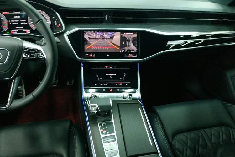 Used Audi A6L 2025 45 TFSI quattro Prestige Dynamic Edition Audio And AC Panel