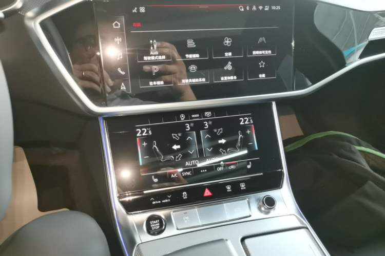 Used Audi A6L 2025 Revised 45 TFSI Prestige Dynamic Edition Audio And AC Panel