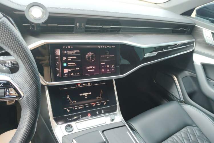 Used Audi A6L 2025 45 TFSI Prestige Dynamic Edition Audio And AC Panel