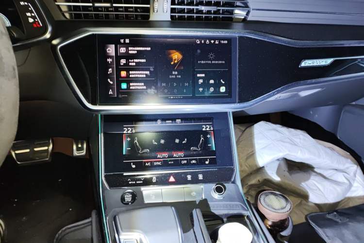 Used Audi A6L 2025 45 TFSI quattro Prestige Dynamic Edition Audio And AC Panel