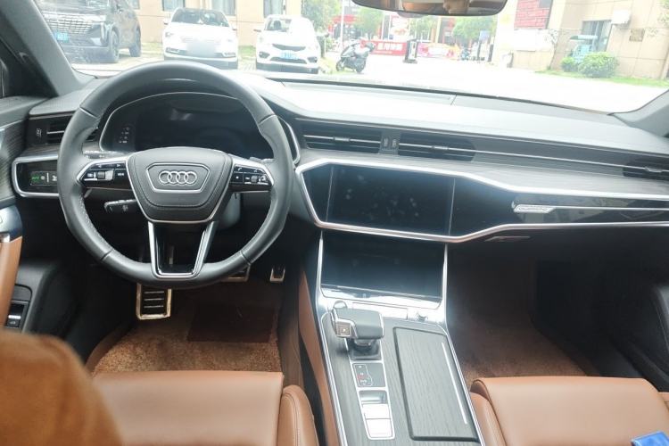 Used Audi A6L 2025 45 TFSI quattro Prestige Dynamic Edition Center Console
