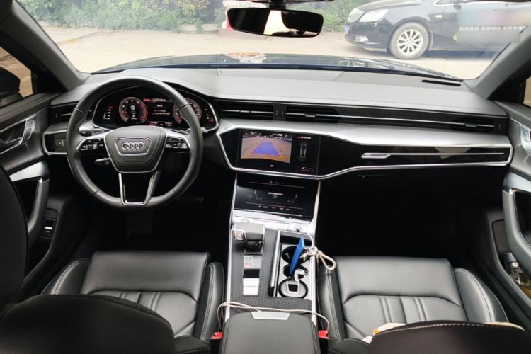 Used Audi A6L 2025 40 TFSI Luxury Dynamic Edition Center Console
