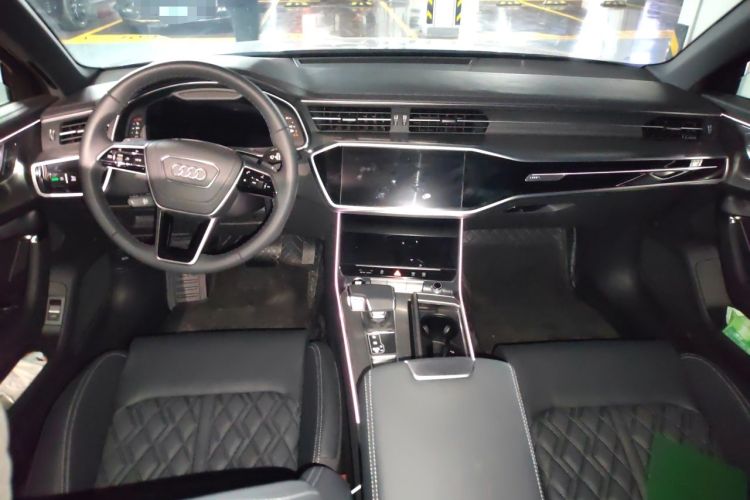 Used Audi A6L 2025 45 TFSI Prestige Dynamic Edition Center Console