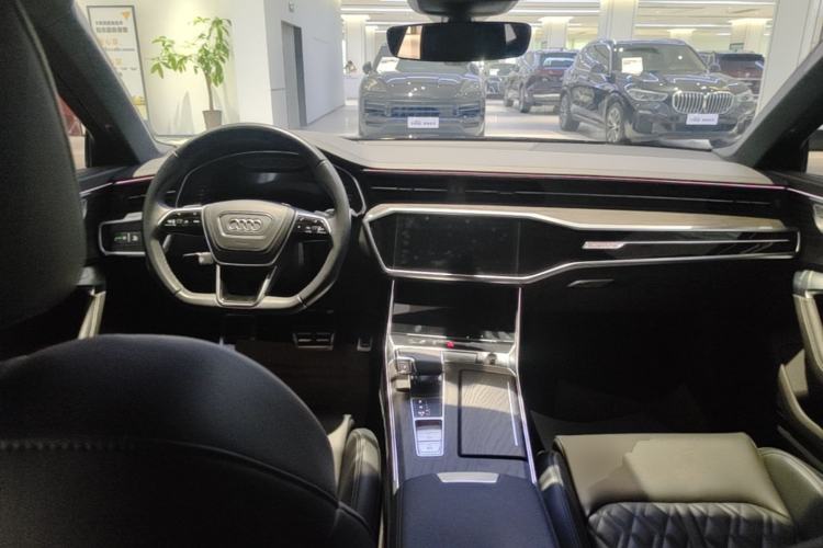 Used Audi A6L 2025 45 TFSI quattro Prestige Dynamic Edition Center Console