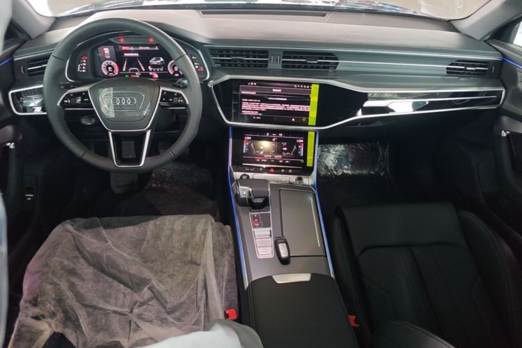 Used Audi A6L 2025 Revised 40 TFSI Luxury Dynamic Edition Center Console