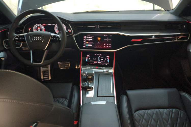 Used Audi A6L 2025 45 TFSI quattro Prestige Dynamic Edition Center Console