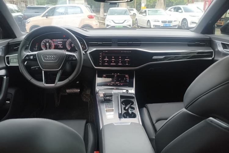 Used Audi A6L 2025 Revised 40 TFSI Luxury Dynamic Edition Center Console