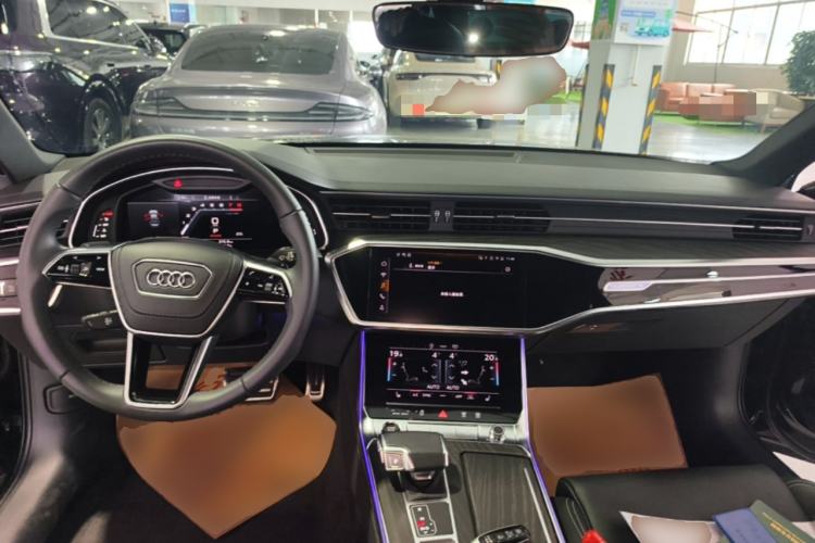 Used Audi A6L 2025 Restyled 45 TFSI quattro Prestige Dynamic Edition Center Console