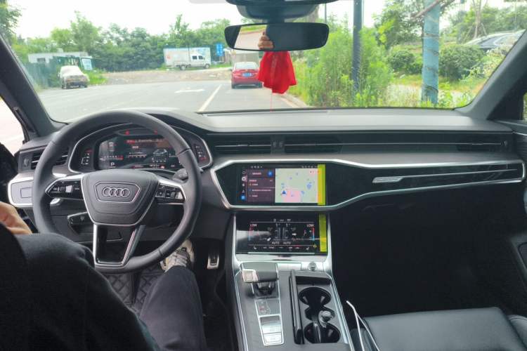 Used Audi A6L 2025 Restyled 45 TFSI quattro Prestige Dynamic Edition Center Console