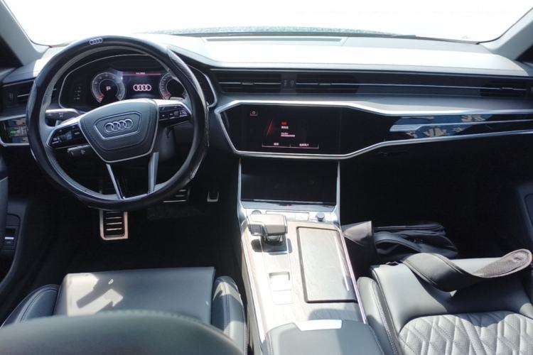 Used Audi A6L 2025 Restyled 45 TFSI quattro Prestige Dynamic Edition Center Console