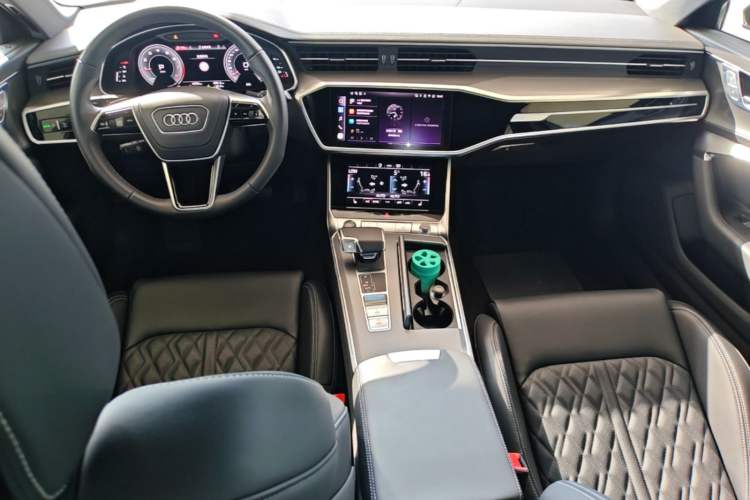 Used Audi A6L 2025 45 TFSI Prestige Dynamic Edition Center Console