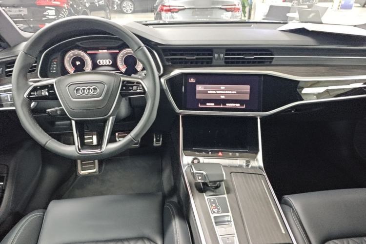 Used Audi A6L 2025 45 TFSI quattro Prestige Dynamic Edition Center Console