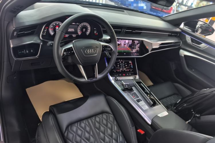 Used Audi A6L 2025 Revised 45 TFSI Prestige Dynamic Edition Center Console