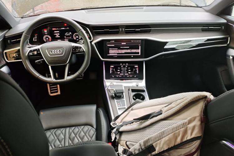 Used Audi A6L 2025 Restyled 45 TFSI quattro Prestige Dynamic Edition Center Console