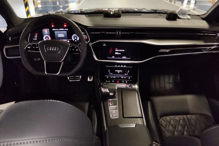 Used Audi A6L 2025 55 TFSI quattro Prestige Dynamic Edition Center Console