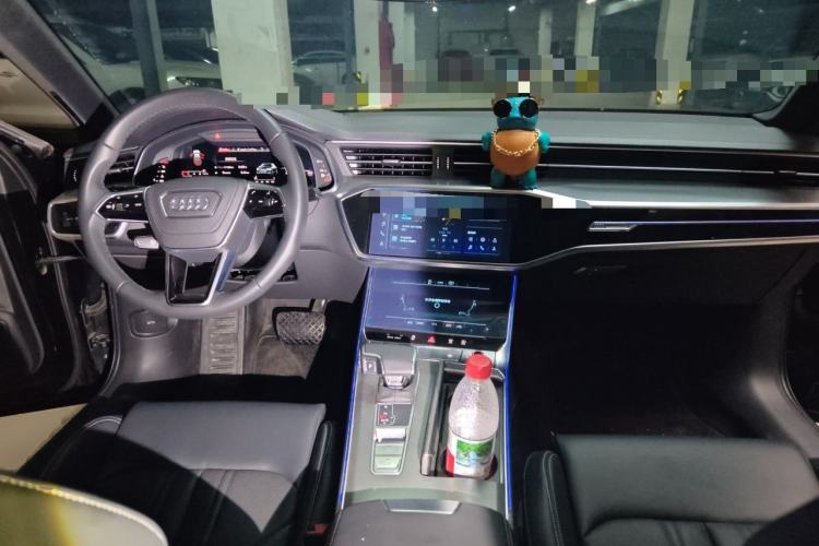 Used Audi A6L 2025 40 TFSI Luxury Dynamic Edition Center Console
