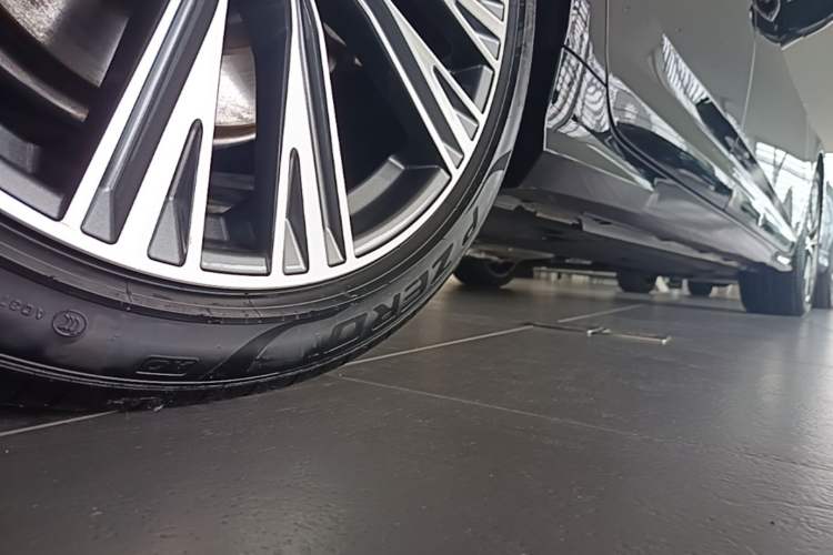 Used Audi A6L 2025 45 TFSI Prestige Dynamic Edition Chassis Rear Right