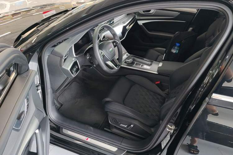 Used Audi A6L 2025 45 TFSI Prestige Dynamic Edition Driver Seat