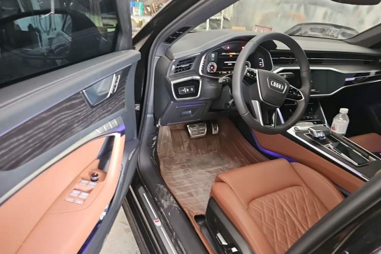 Used Audi A6L 2025 Restyled 45 TFSI quattro Prestige Dynamic Edition Driver Seat