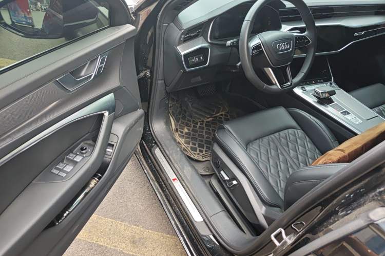 Used Audi A6L 2025 Revised 45 TFSI Prestige Dynamic Edition Driver Seat