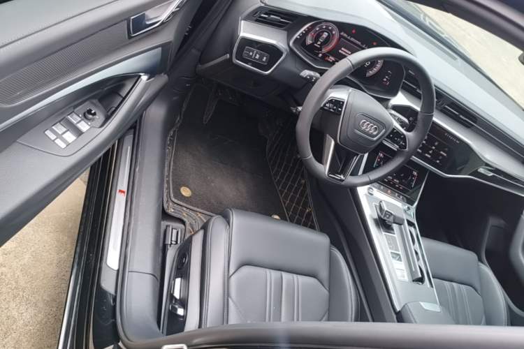 Used Audi A6L 2025 Revised 40 TFSI Luxury Dynamic Edition Driver Seat