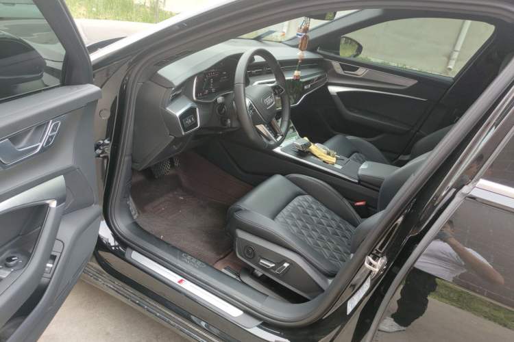 Used Audi A6L 2025 45 TFSI Prestige Dynamic Edition + Ventilated Comfort Package Driver Seat