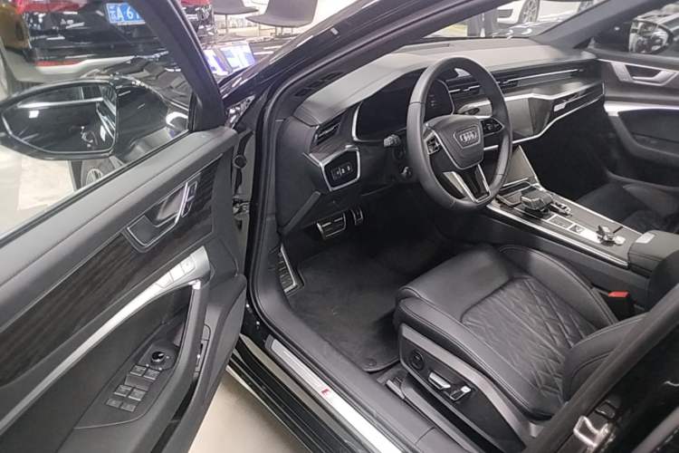 Used Audi A6L 2025 45 TFSI quattro Prestige Dynamic Edition Driver Seat