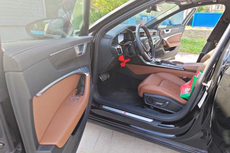 Used Audi A6L 2025 Restyled 45 TFSI quattro Prestige Dynamic Edition Driver Seat