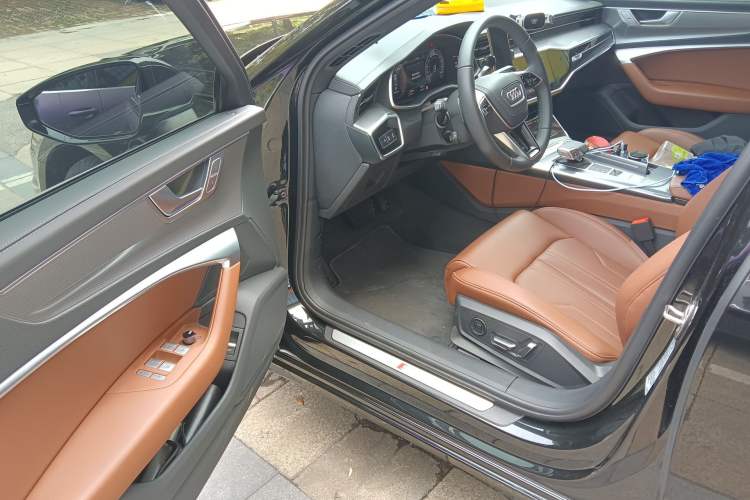 Used Audi A6L 2025 Revised 40 TFSI Luxury Dynamic Edition Driver Seat