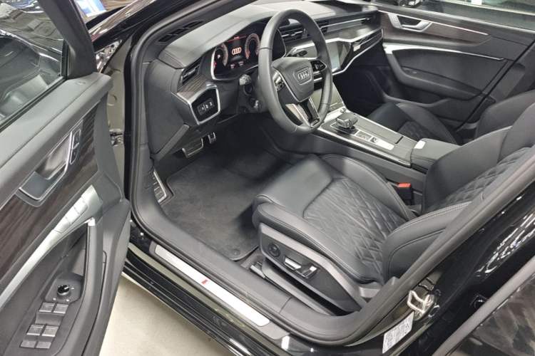 Used Audi A6L 2025 45 TFSI quattro Prestige Dynamic Edition Driver Seat
