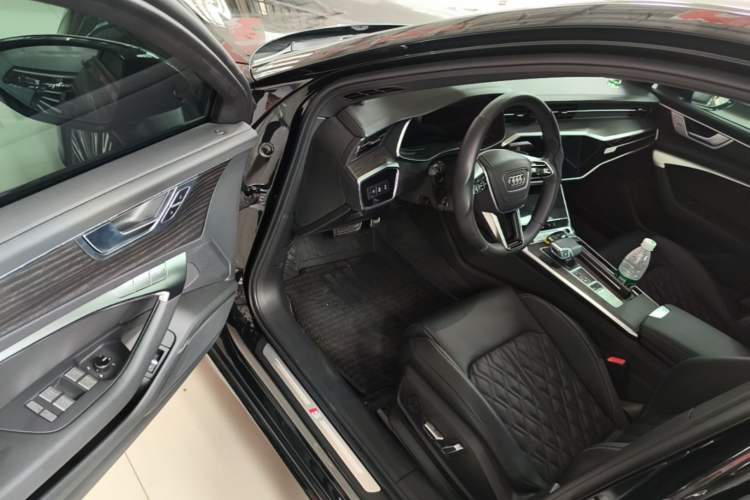 Used Audi A6L 2025 Restyled 45 TFSI quattro Prestige Dynamic Edition Driver Seat