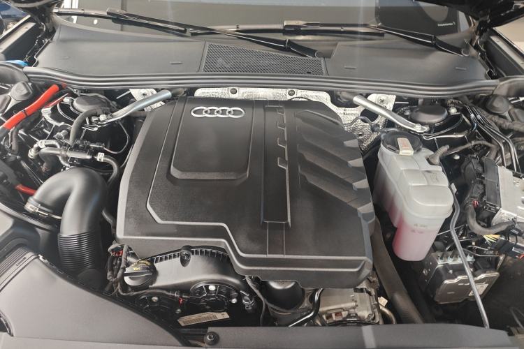 Used Audi A6L 2025 Revised 45 TFSI Prestige Dynamic Edition Engine Bay