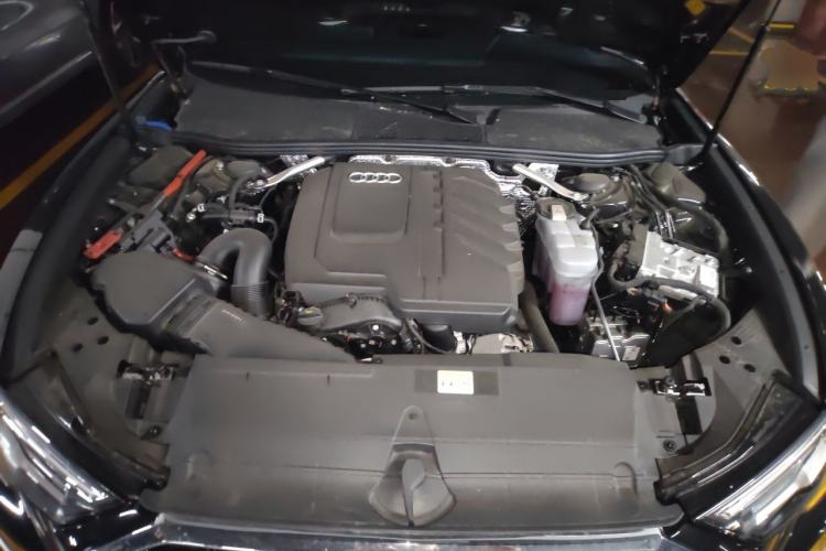Used Audi A6L 2025 45 TFSI Prestige Dynamic Edition Engine Bay