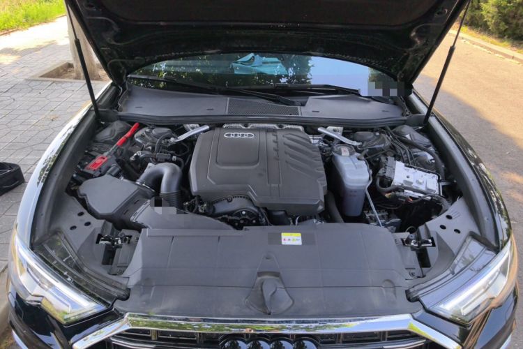 Used Audi A6L 2025 Restyled 45 TFSI quattro Prestige Dynamic Edition Engine Bay